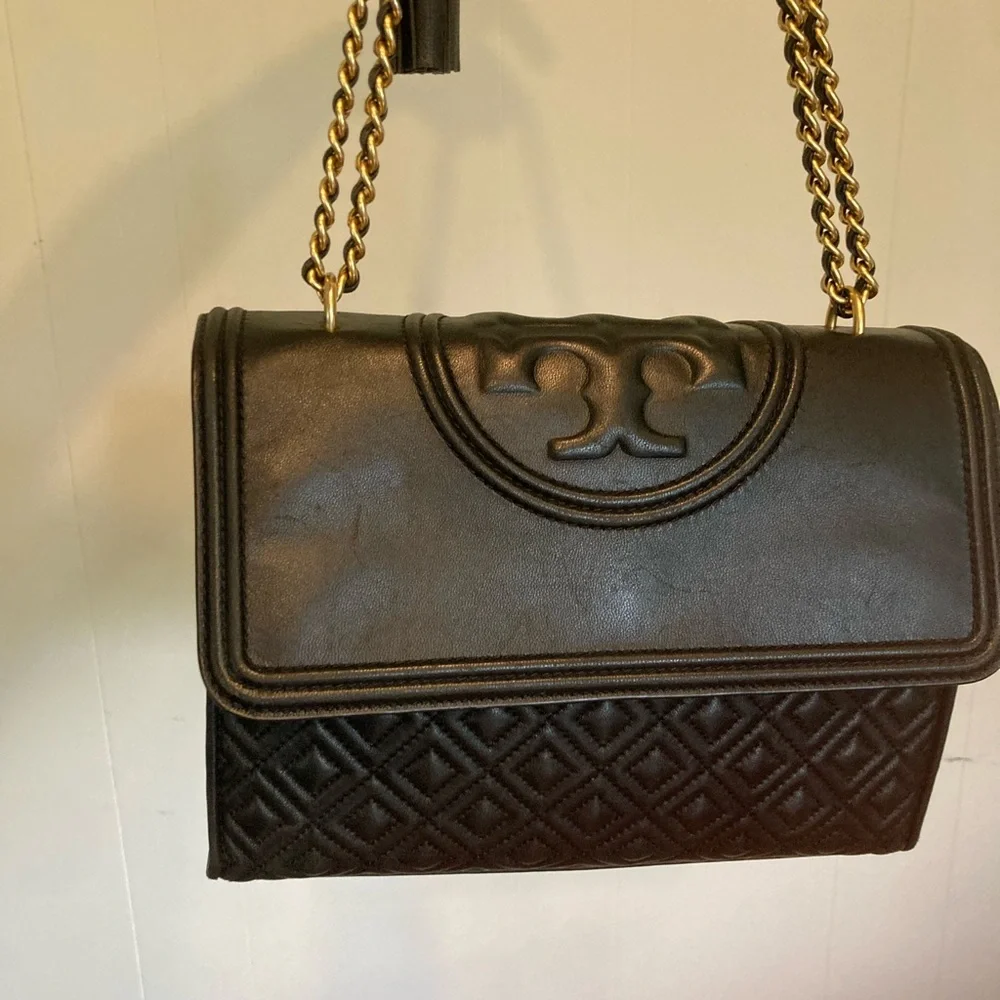 Tory Burch Fleming Convertible Shoulder Bag - Black Leather
